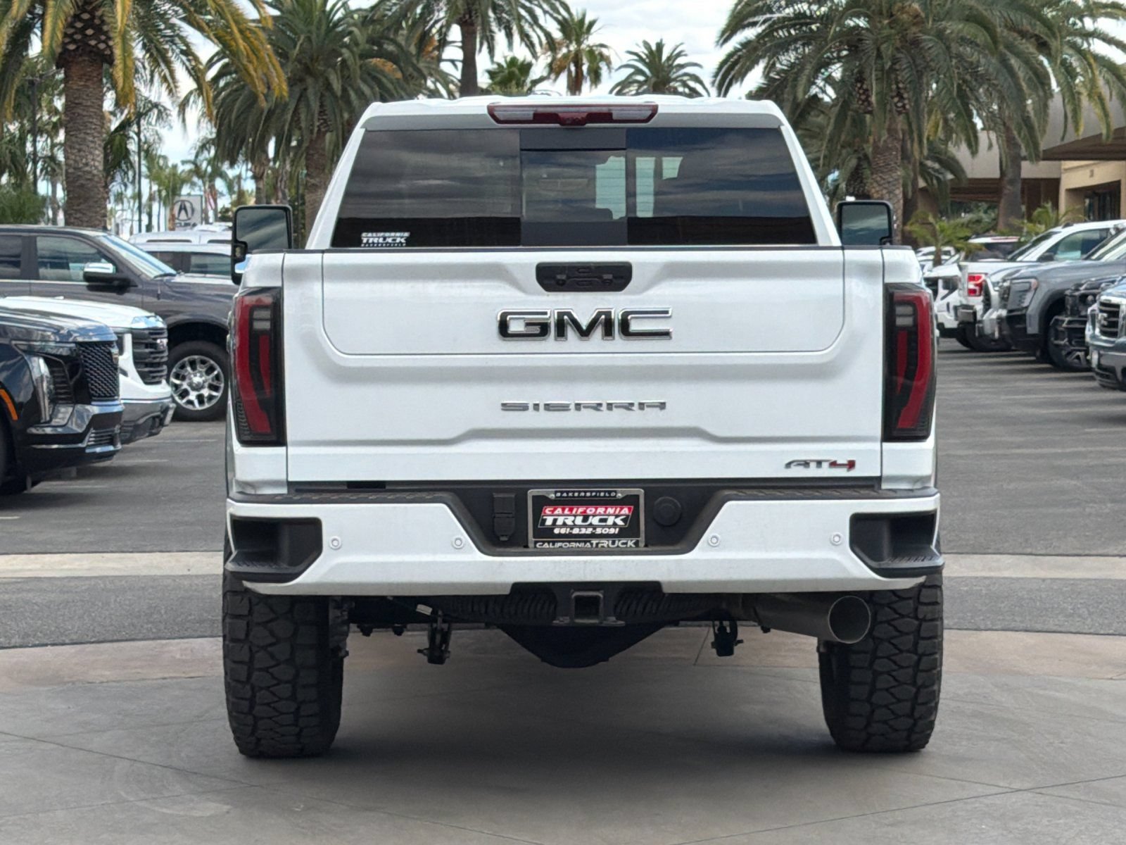 New 2026 GMC Sierra 2500 AT4 w/ AT4 Premium Plus Package AWD/4WD image 5