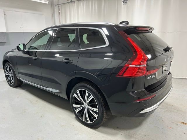 Used 2023 Volvo XC60 B6 Ultimate w/ Climate Package image 4