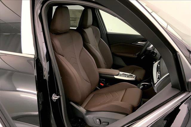 Used 2025 BMW X1 xDrive28i w/ Convenience Package image 7