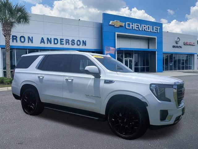 Used 2022 GMC Yukon SLE w/ Gmc Pro Safety Plus Package RWD image 1