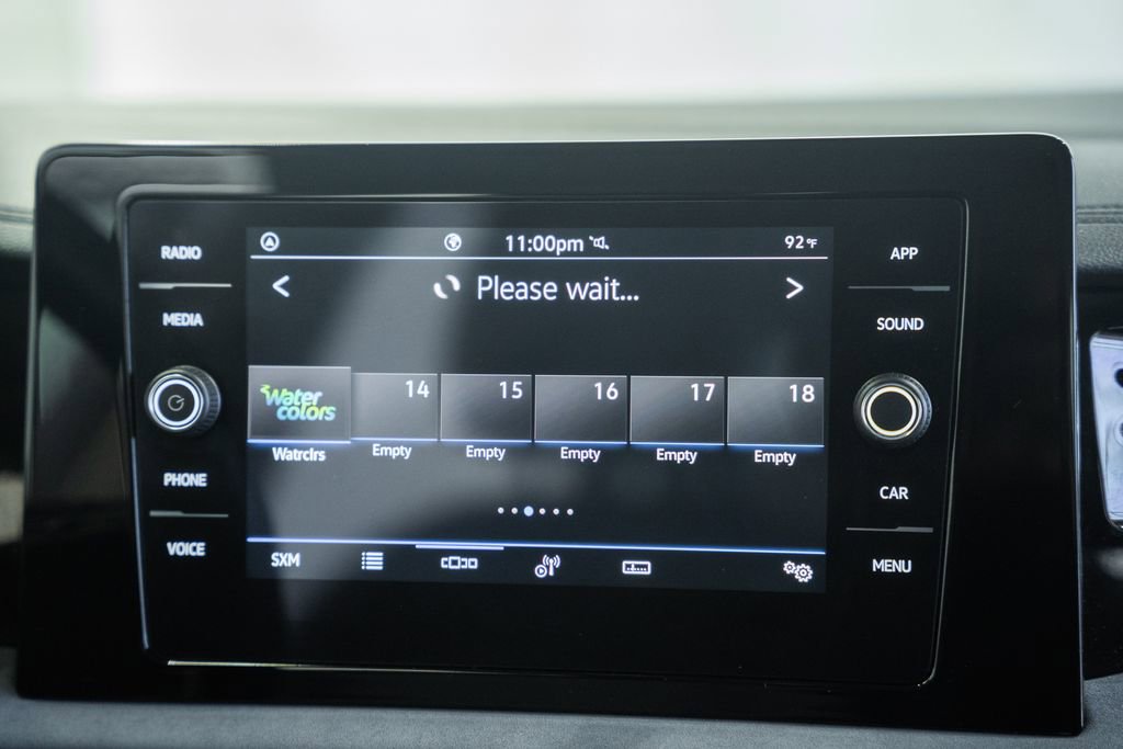 Used 2025 Volkswagen Jetta SE FWD image 19