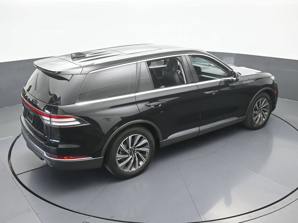 Used 2025 Lincoln Aviator 2WD image 47