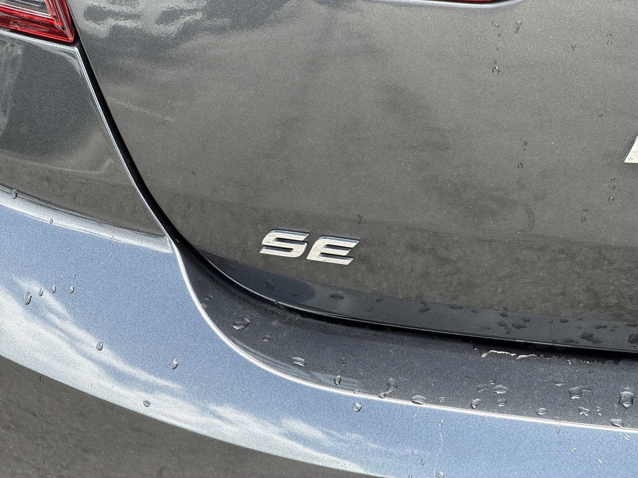 Used 2020 Hyundai Elantra SE FWD image 8