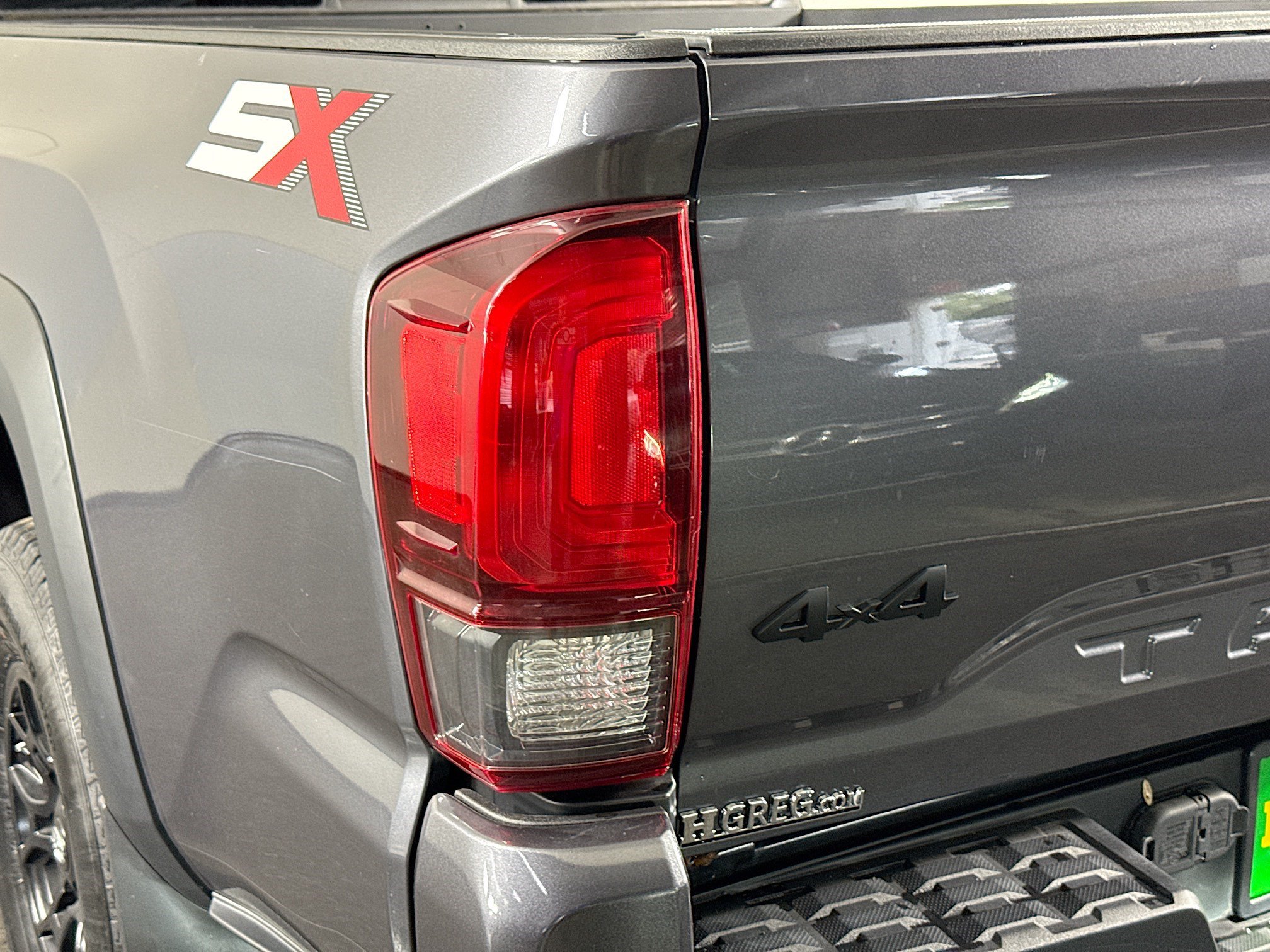 Used 2020 Toyota Tacoma SR w/ SX Package AWD/4WD image 34