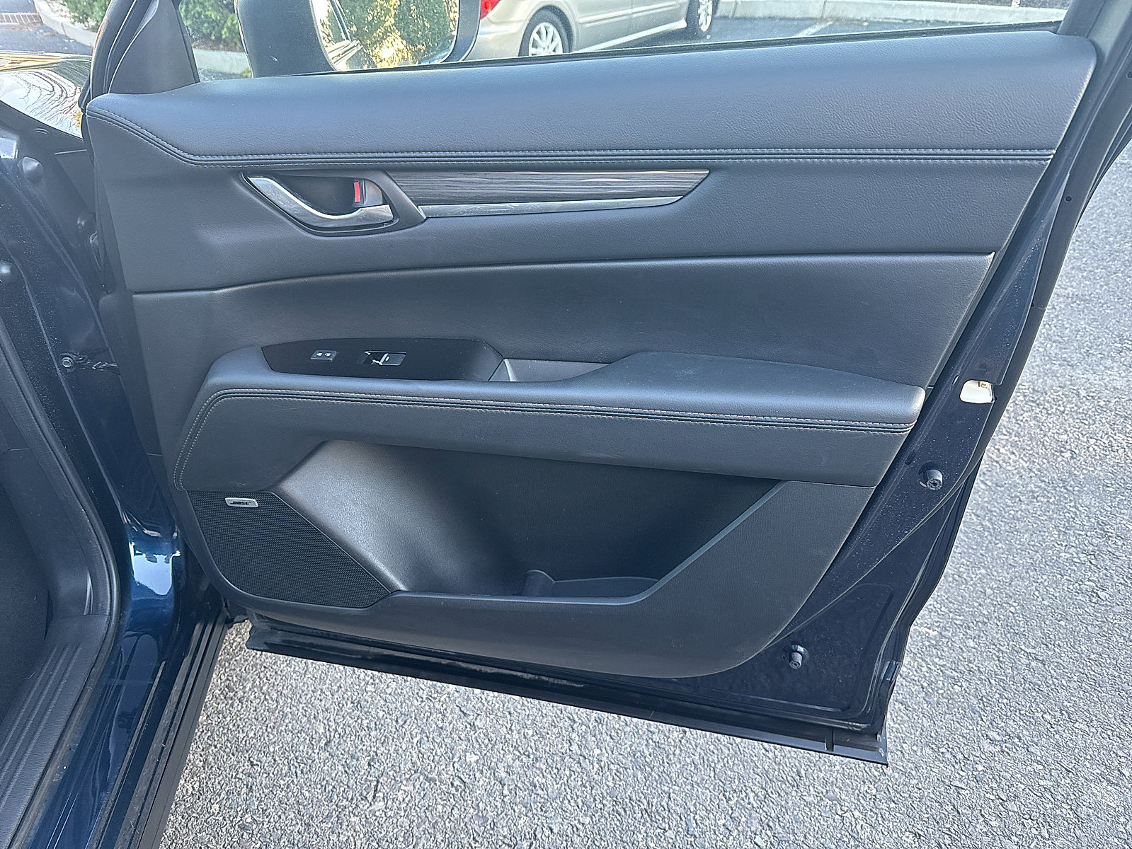 Used 2023 MAZDA CX-5 AWD 2.5 S w/ Premium Package image 40