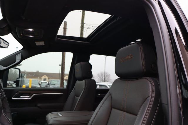 Used 2025 Chevrolet Silverado 2500 High Country w/ High Country Premium Package image 32