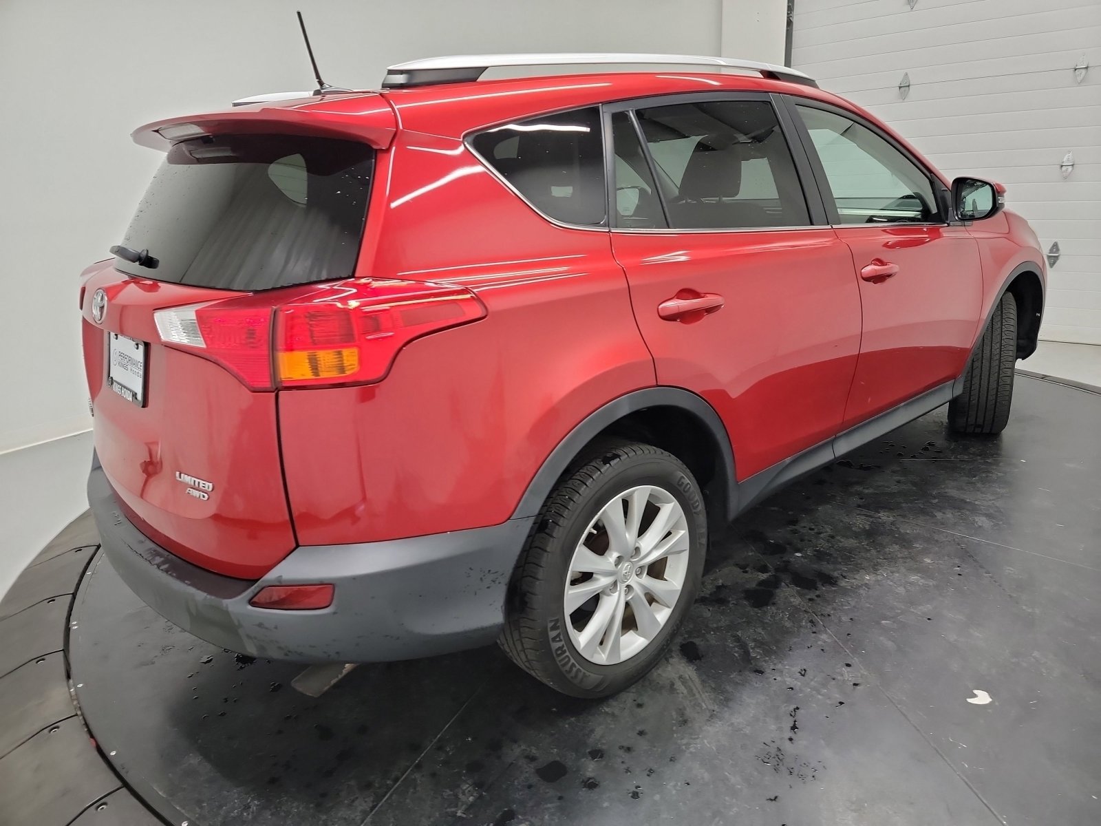 Used 2015 Toyota RAV4 Limited w/ Technology Package image 9