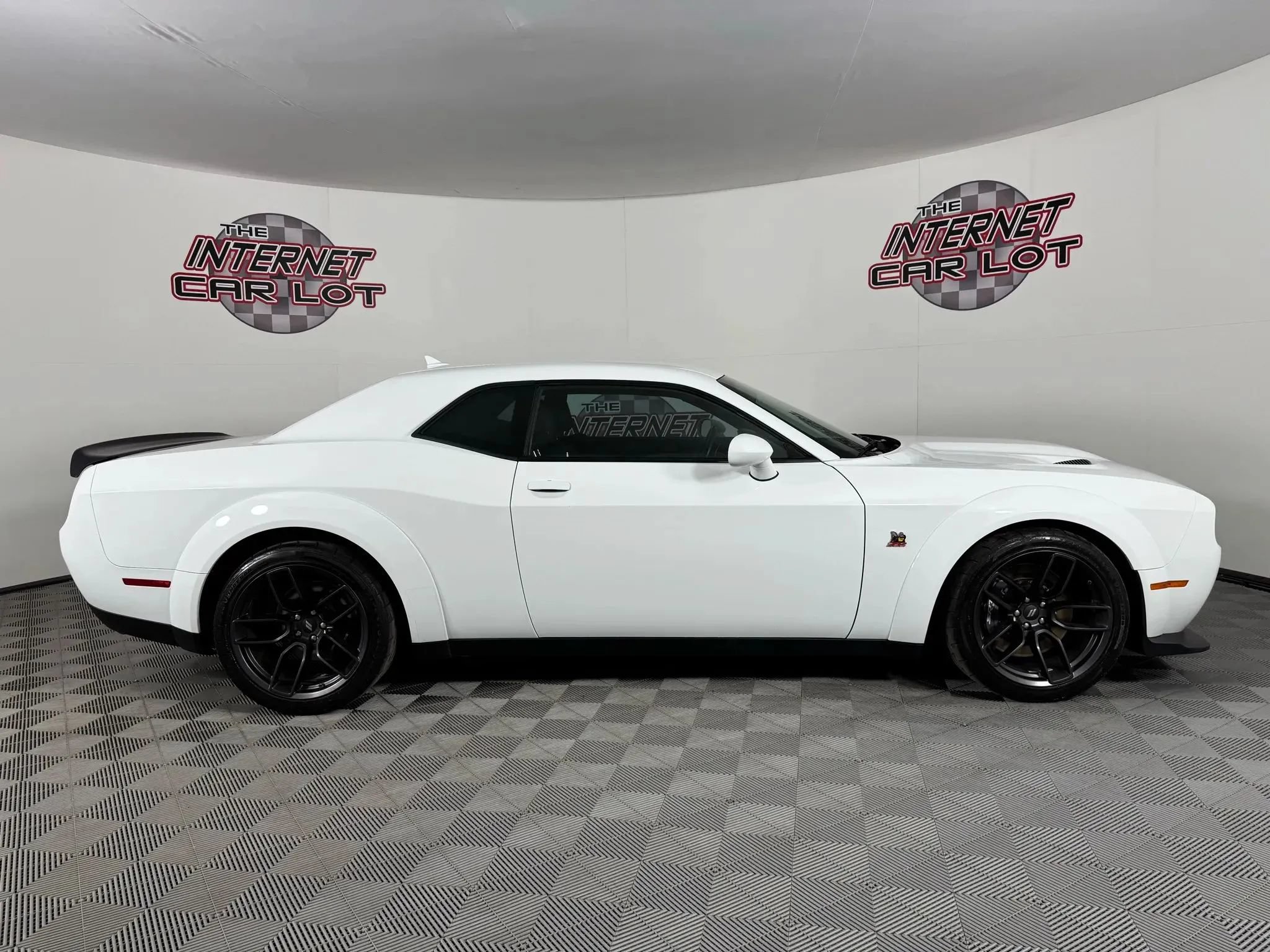 Used 2021 Dodge Challenger R/T Scat Pack RWD image 8