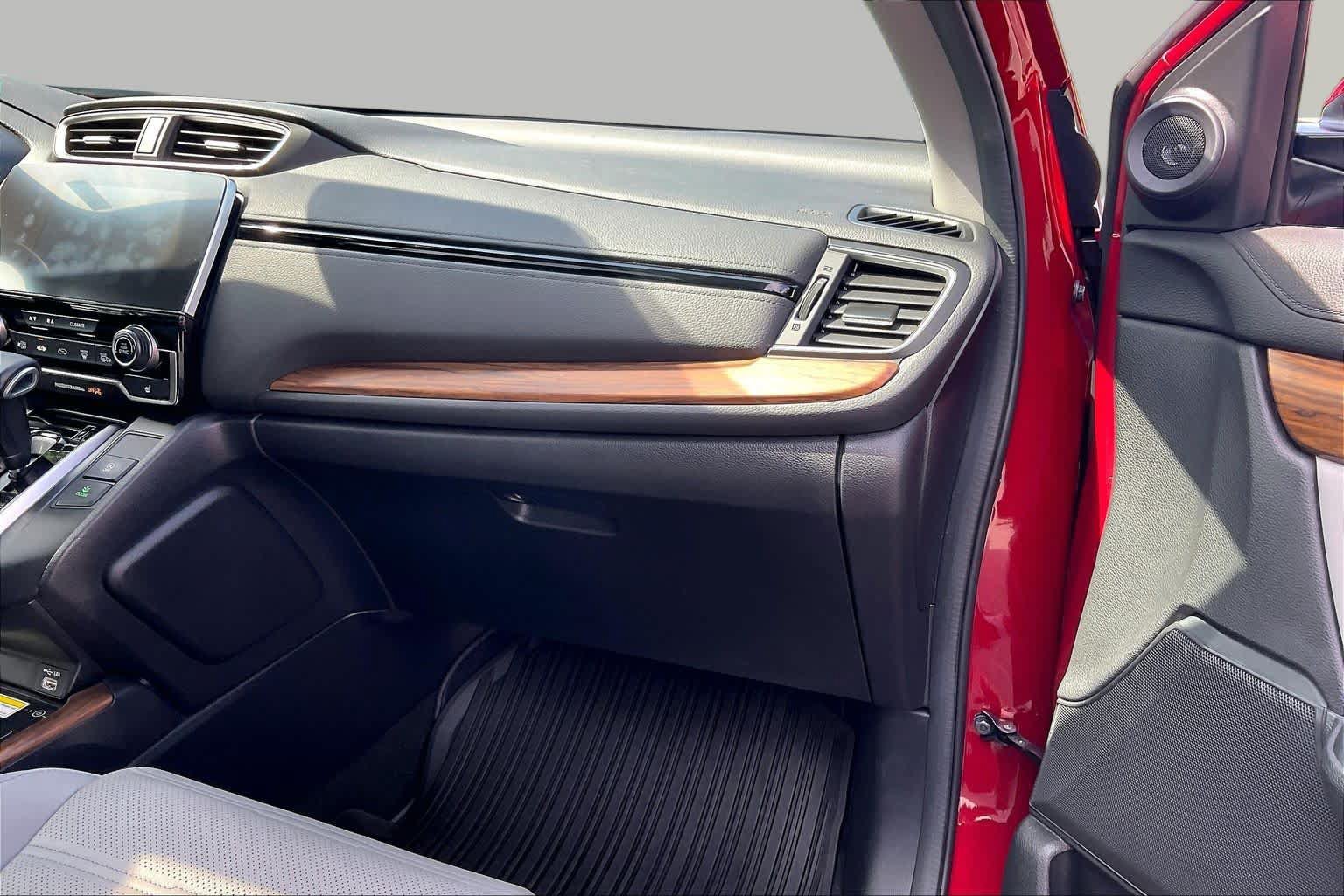 Used 2022 Honda CR-V Touring image 18