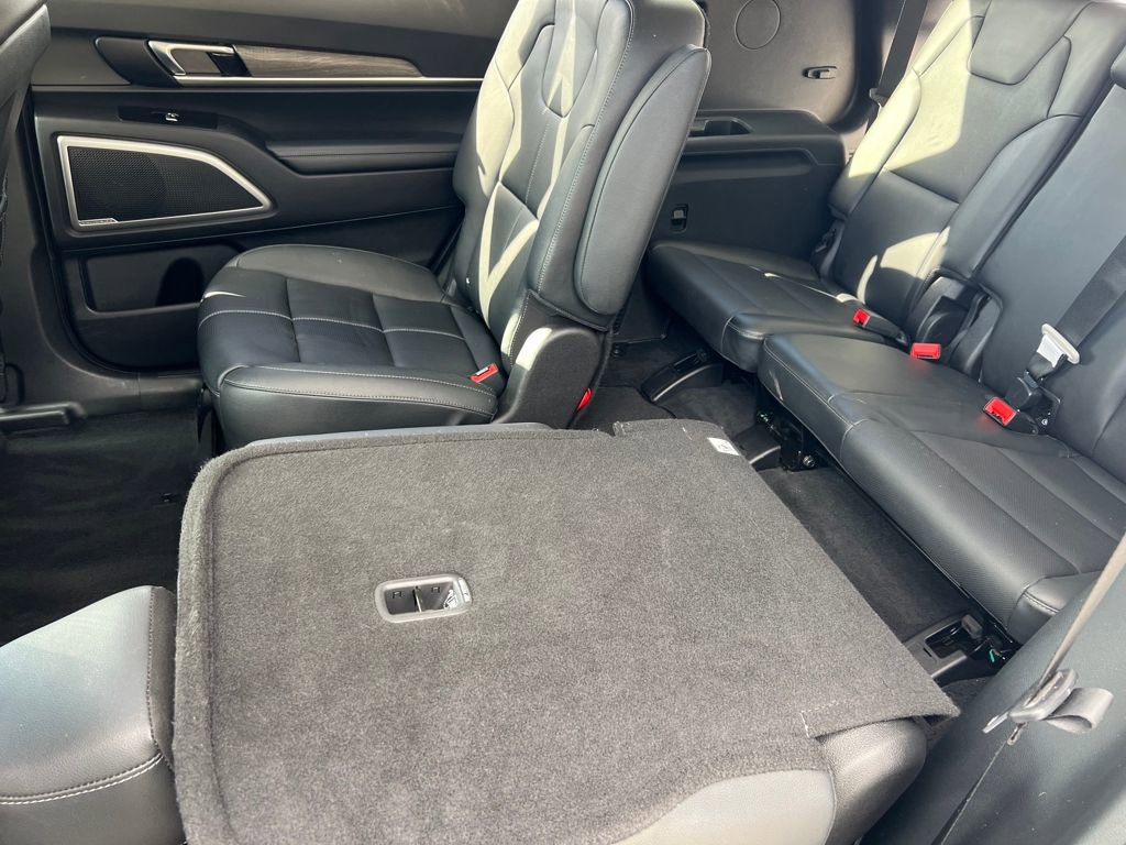 Used 2022 Kia Telluride EX w/ EX Premium Package image 14