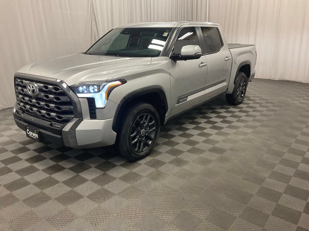 Used 2024 Toyota Tundra Platinum AWD/4WD image 5