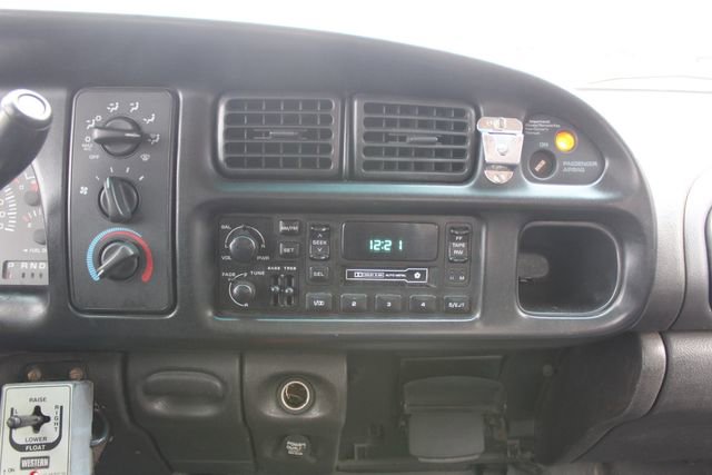 Used 1999 Dodge Ram 3500 Truck 4x4 Regular Cab image 14