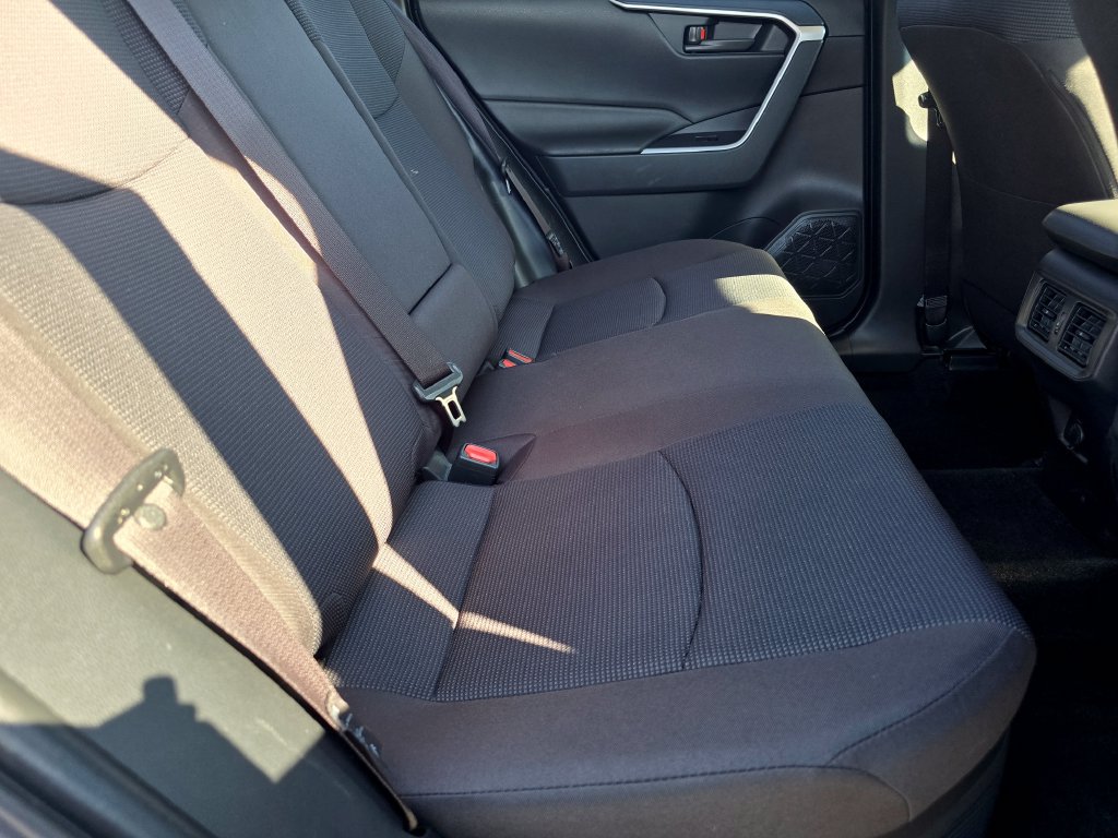 Certified 2025 Toyota RAV4 LE AWD/4WD image 19