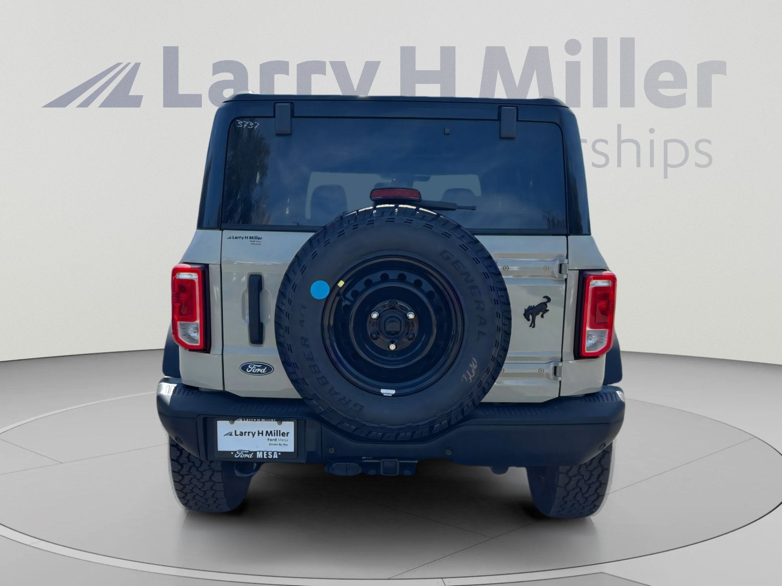 New 2026 Ford Bronco Big Bend w/ Black Diamond Package AWD/4WD image 4