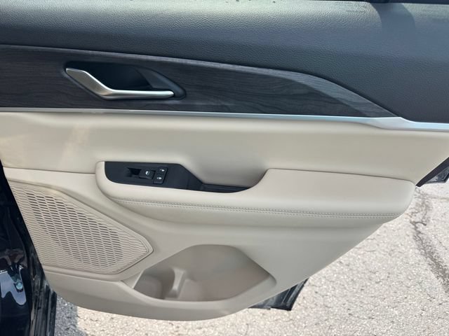 Certified 2023 Jeep Grand Cherokee Limited AWD/4WD image 15