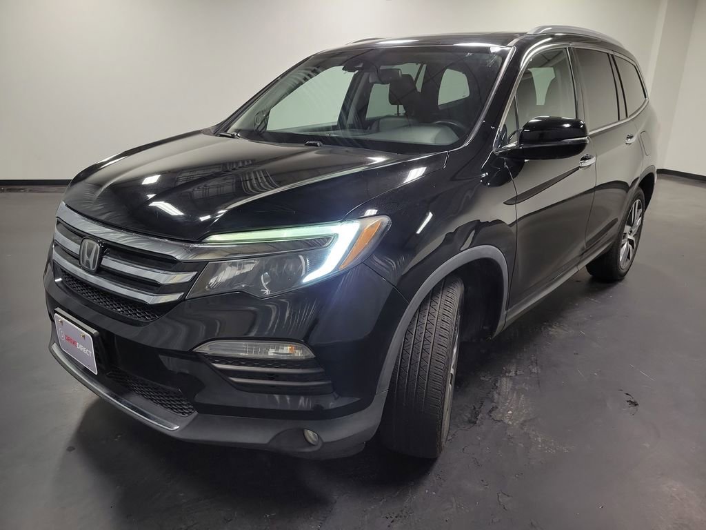 Used 2017 Honda Pilot Touring image 4