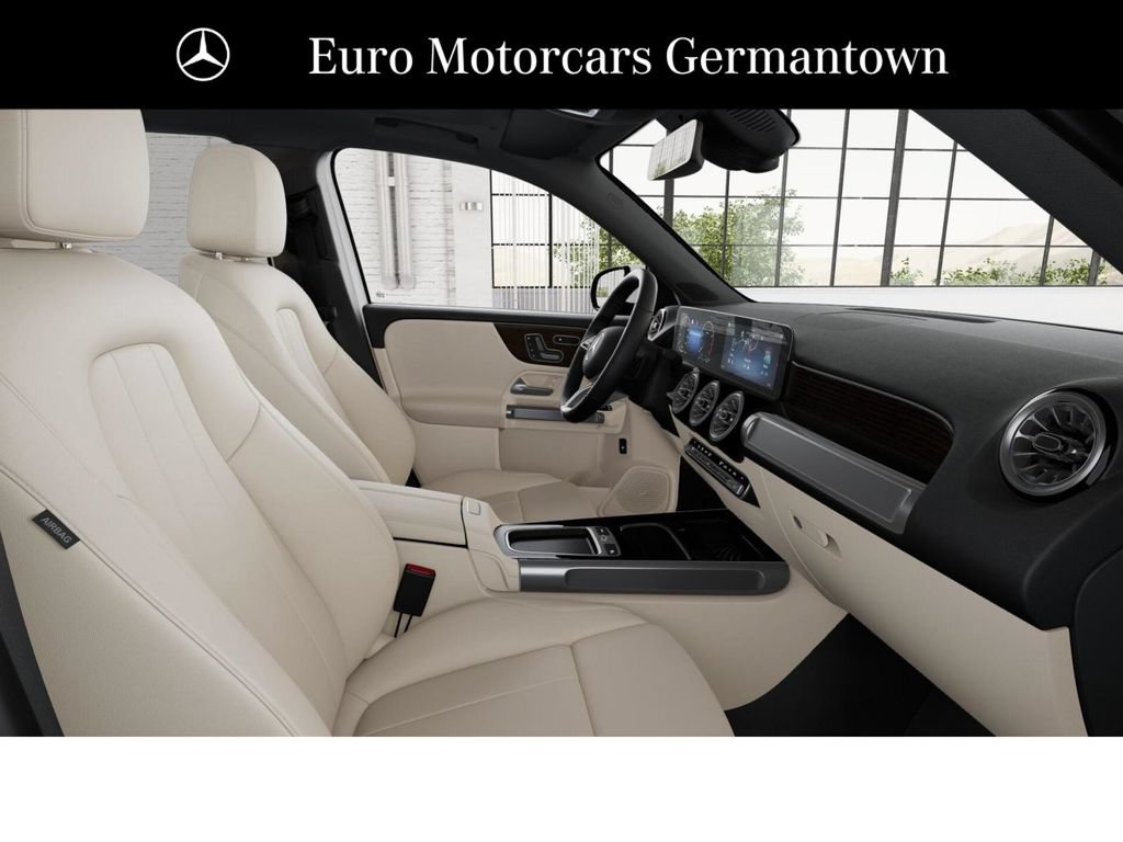 New 2026 Mercedes-Benz GLB 250 4MATIC image 4
