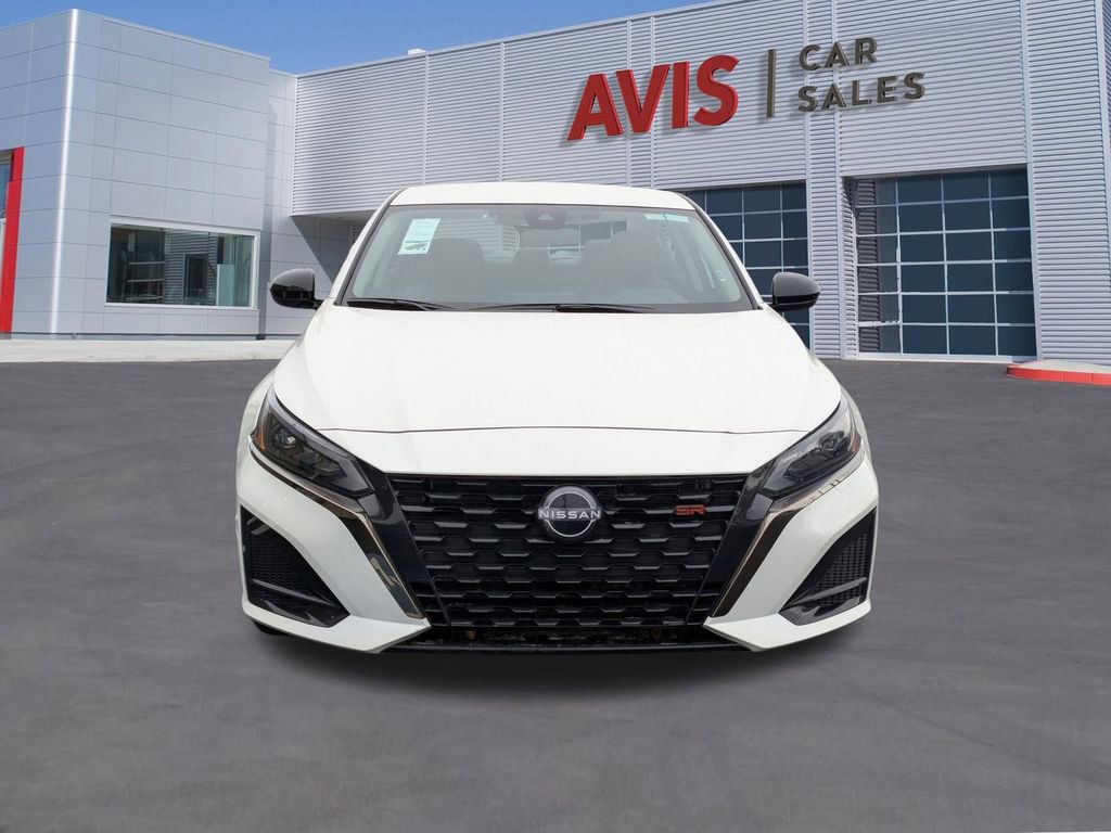 Used 2025 Nissan Altima 2.5 SR image 10