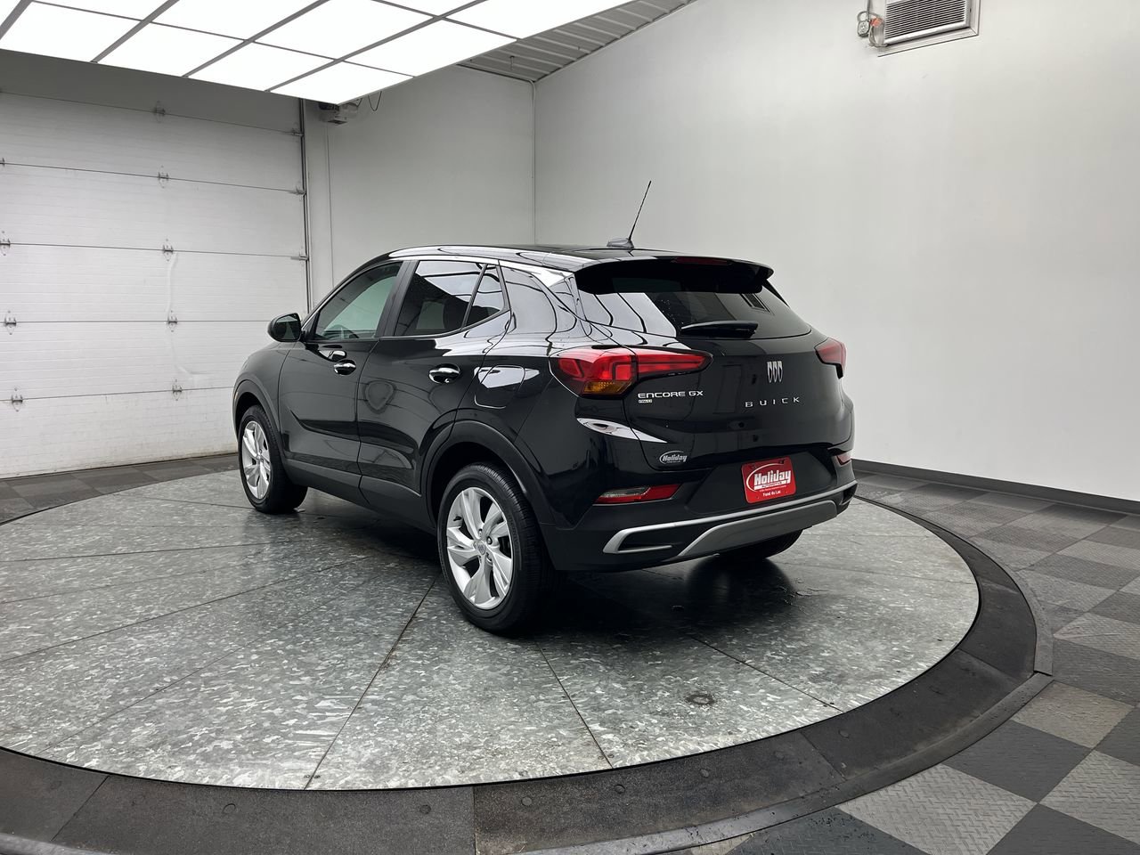 Certified 2024 Buick Encore GX Preferred w/ Comfort Package AWD/4WD image 2