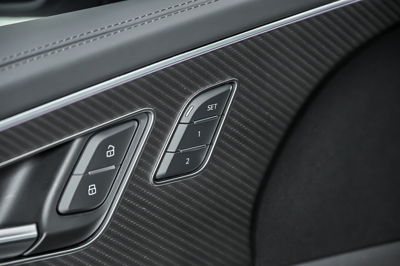 Used 2026 Audi RS Q8 performance AWD/4WD image 14