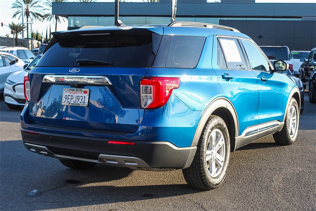 Used 2022 Ford Explorer XLT w/ Equipment Group 202A image 9