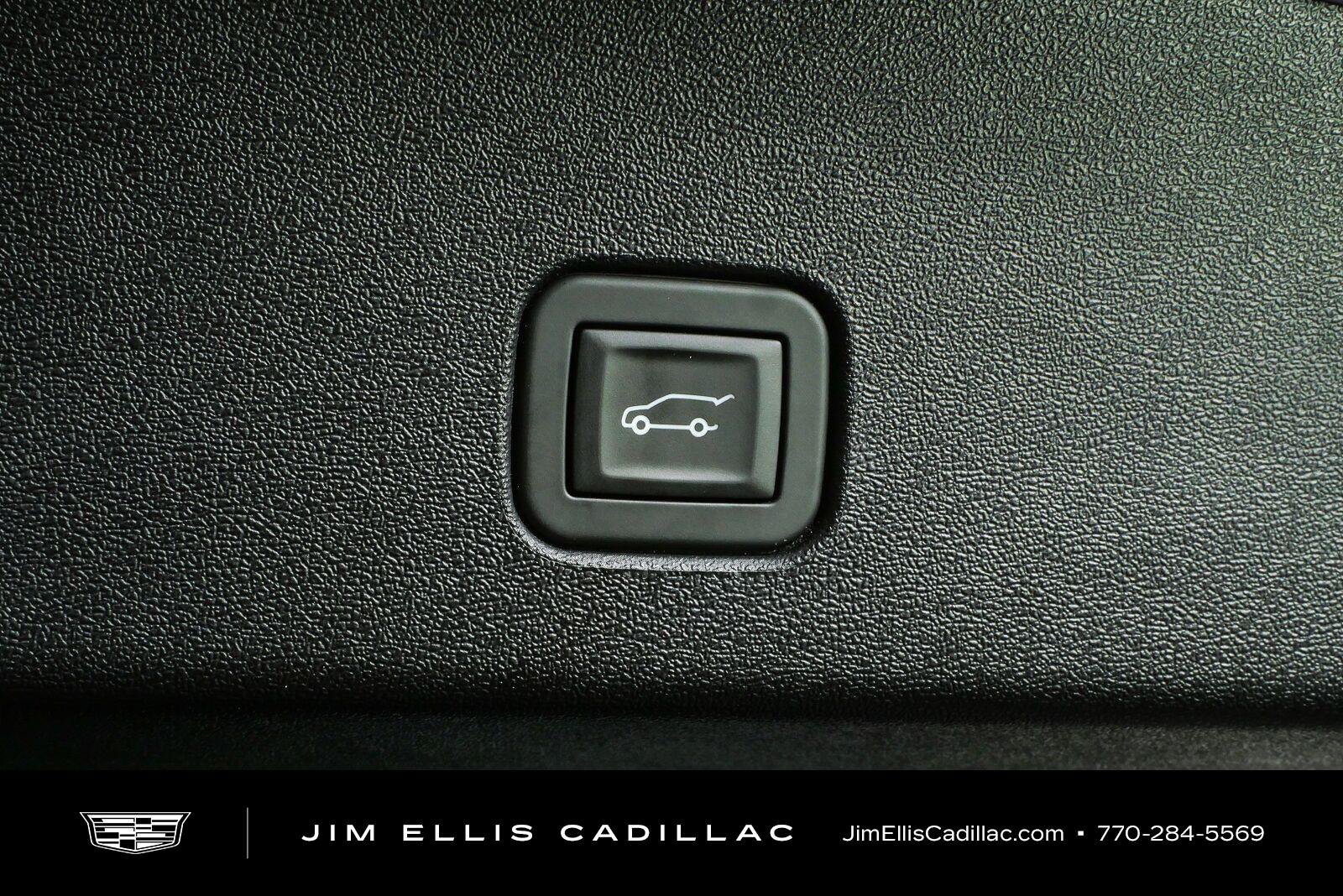 Used 2025 Cadillac Optiq Luxury 1 AWD/4WD image 33