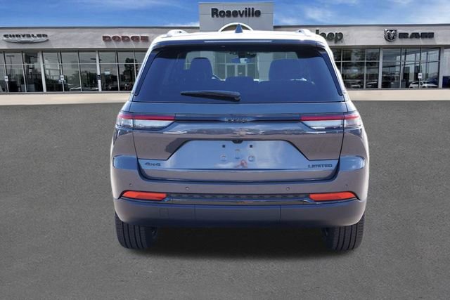 New 2025 Jeep Grand Cherokee Limited w/ Black Appearance Package image 4