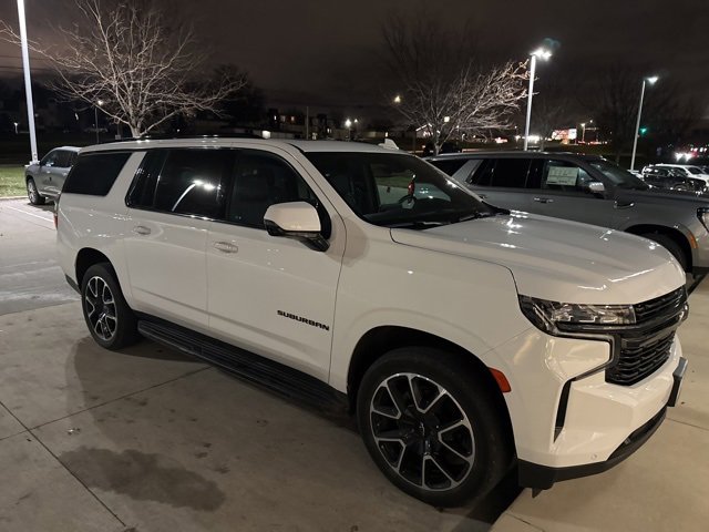 Used 2022 Chevrolet Suburban RST w/ Sport Performance Package