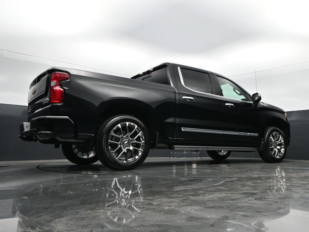 Used 2025 Chevrolet Silverado 1500 High Country AWD/4WD image 60
