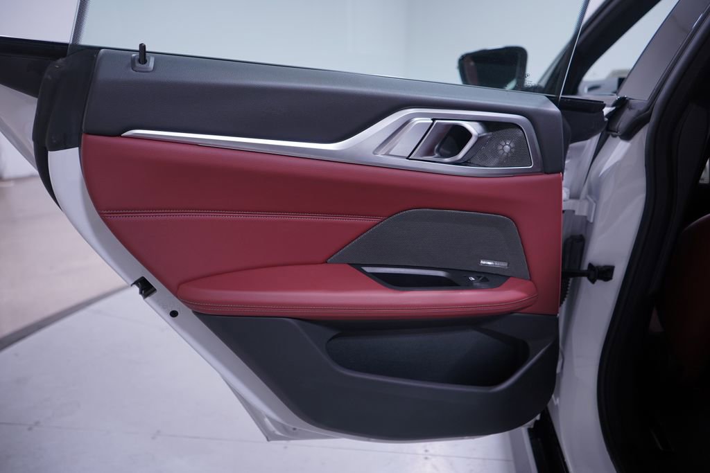 Used 2023 BMW i4 eDrive40 w/ M Sport Package image 15