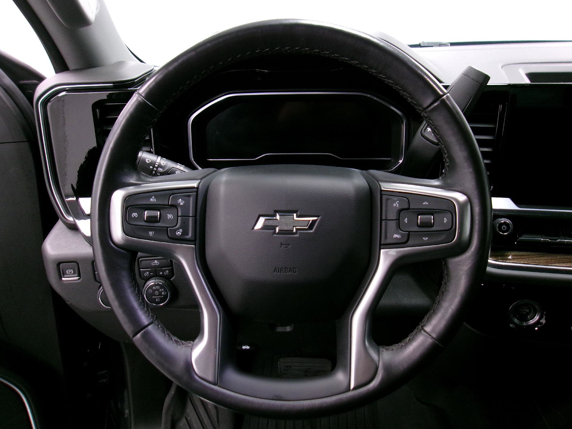 Certified 2022 Chevrolet Silverado 1500 RST image 6