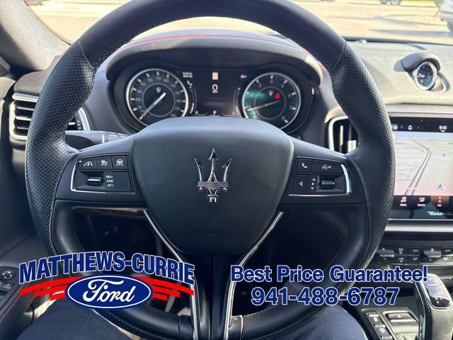 Used 2021 Maserati Ghibli S Q4 AWD/4WD image 16