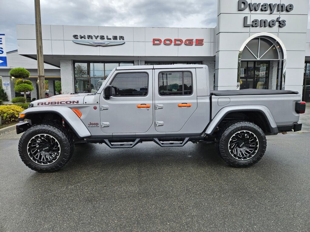 Used 2020 Jeep Gladiator Rubicon image 2