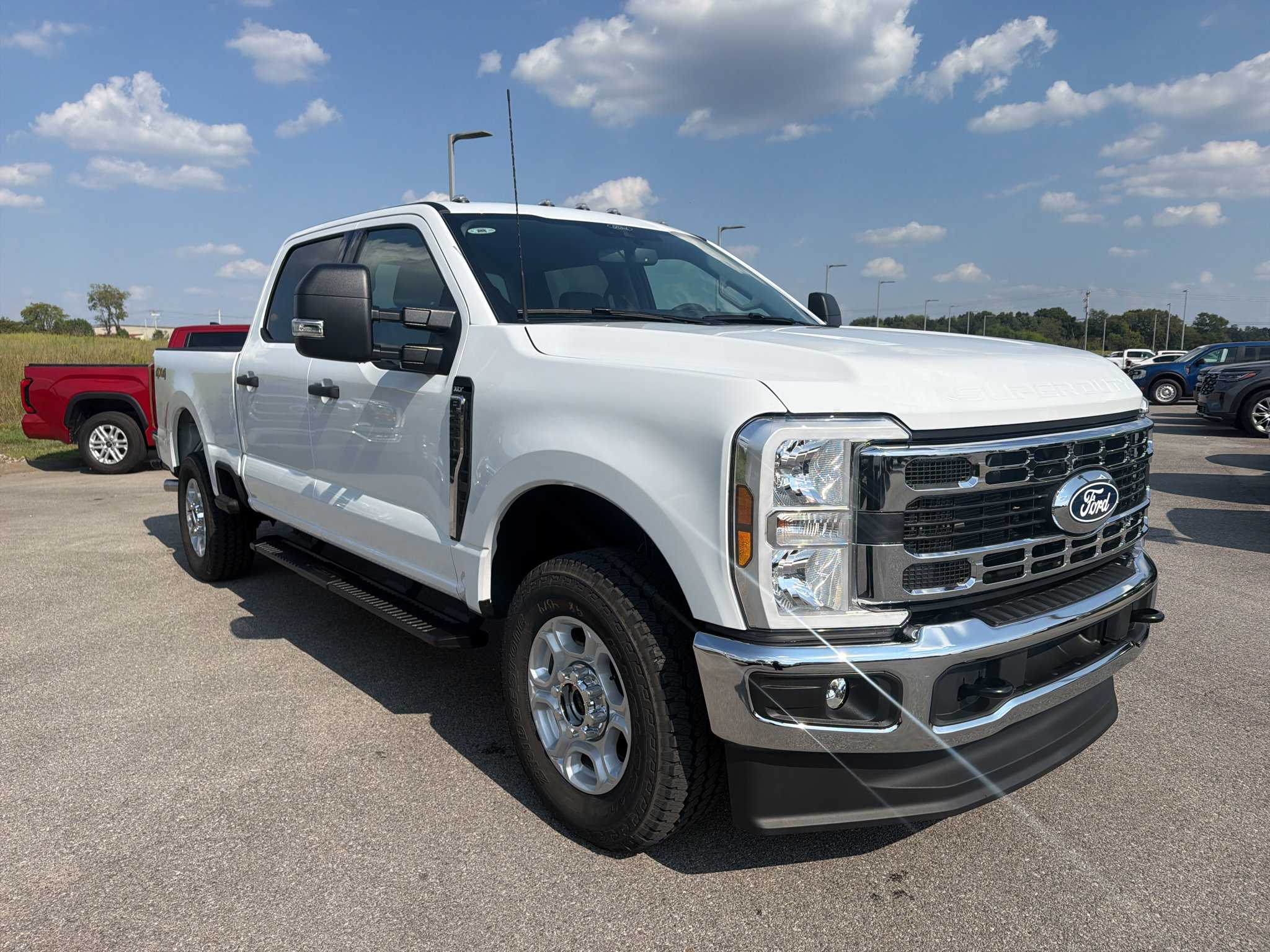 New 2027 Ford F250 XLT AWD/4WD image 3