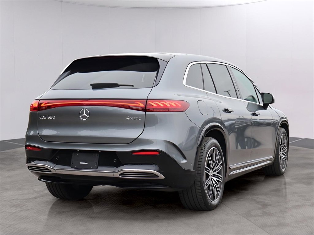 Used 2023 Mercedes-Benz EQS 580 4MATIC SUV image 5