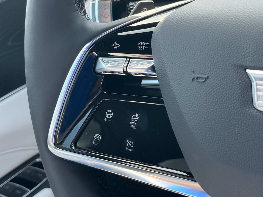 New 2026 Cadillac Lyriq Sport AWD/4WD image 26