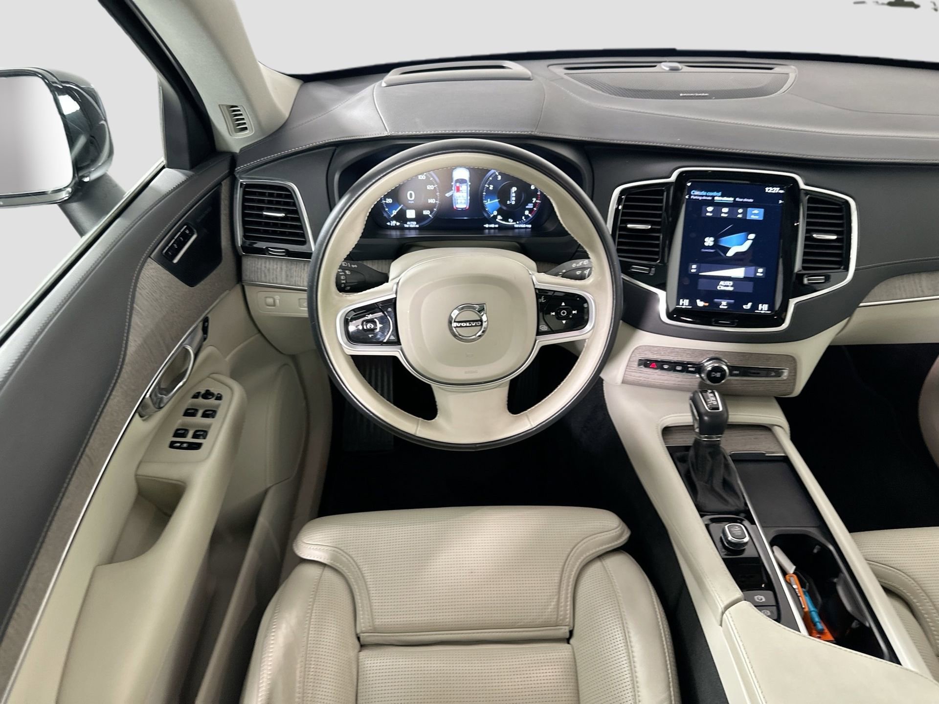 Certified 2022 Volvo XC90 T6 Inscription w/ Advanced Package image 24