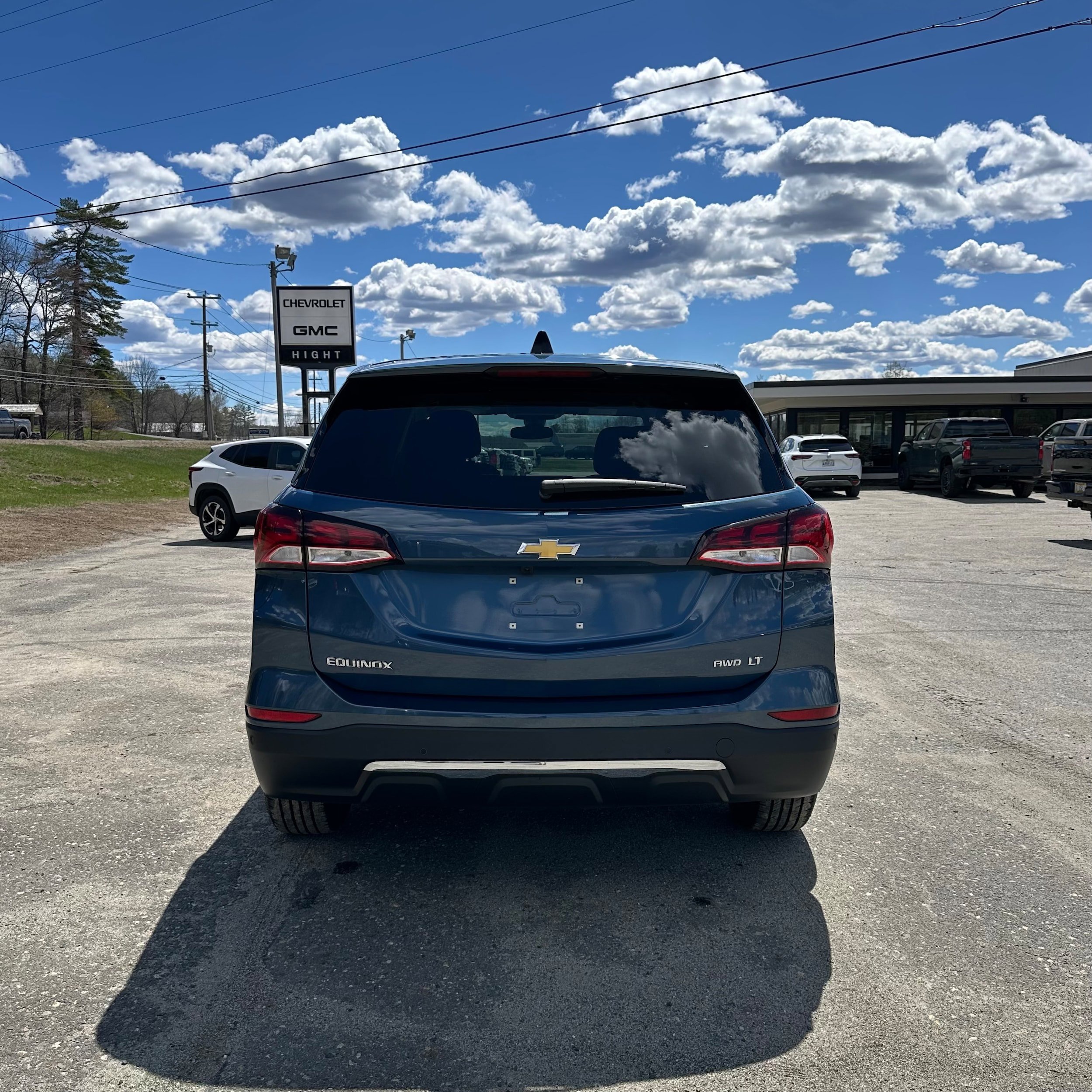 Used 2024 Chevrolet Equinox LT AWD/4WD image 4