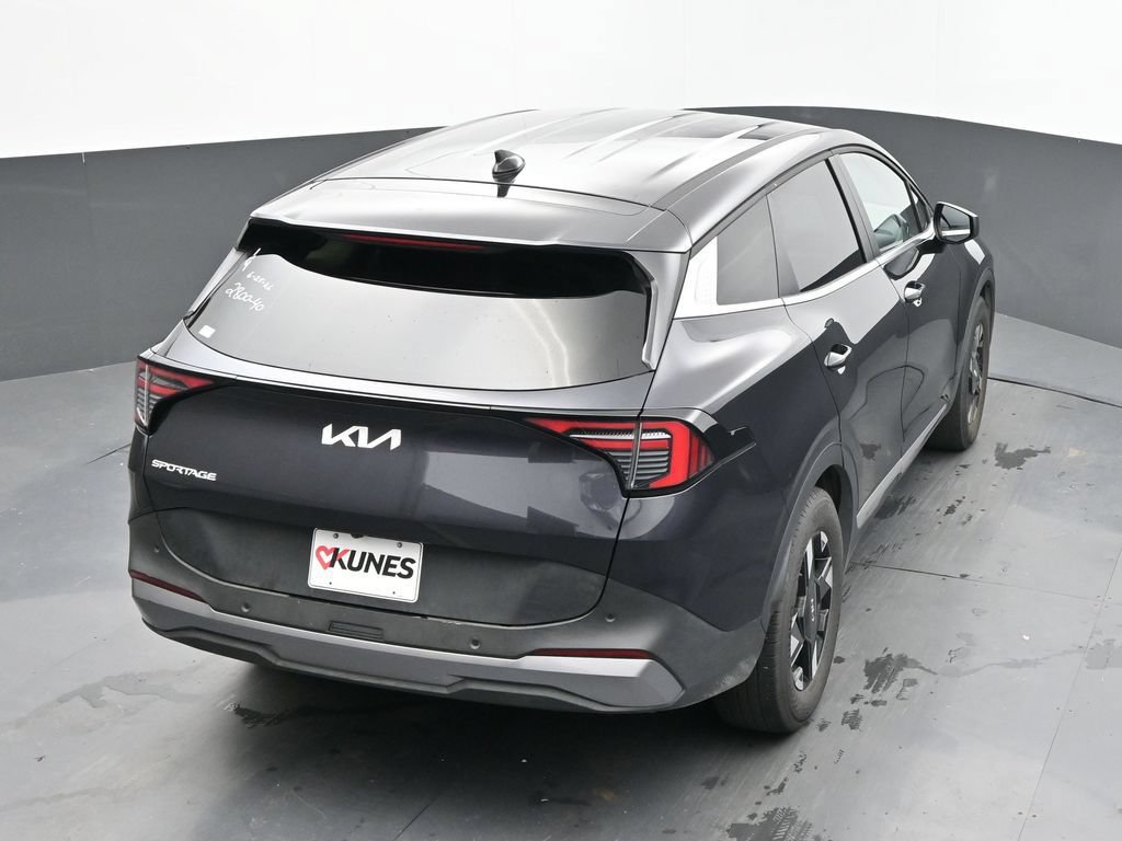 Used 2026 Kia Sportage LX FWD image 12