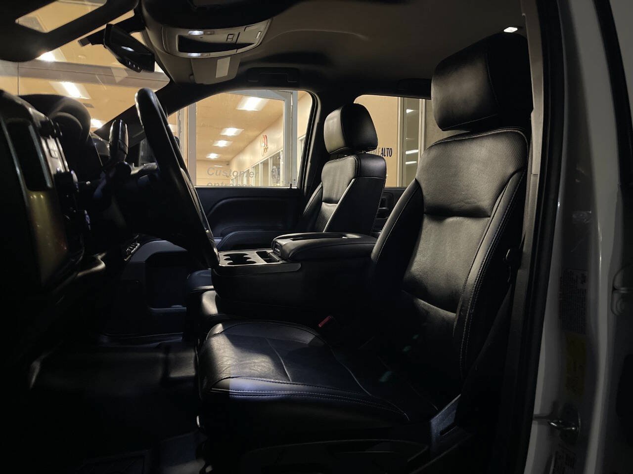 Used 2017 Chevrolet Silverado 2500 LT w/ Z71 Package, Off-Road AWD/4WD image 18