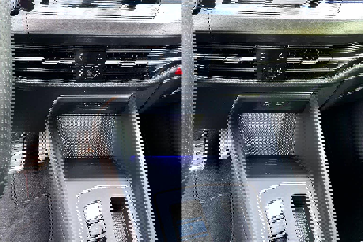 Used 2022 Volkswagen GTI S image 32