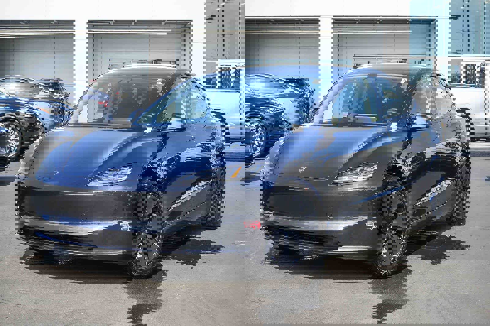 Used 2024 Tesla Model 3 Standard Range image 1