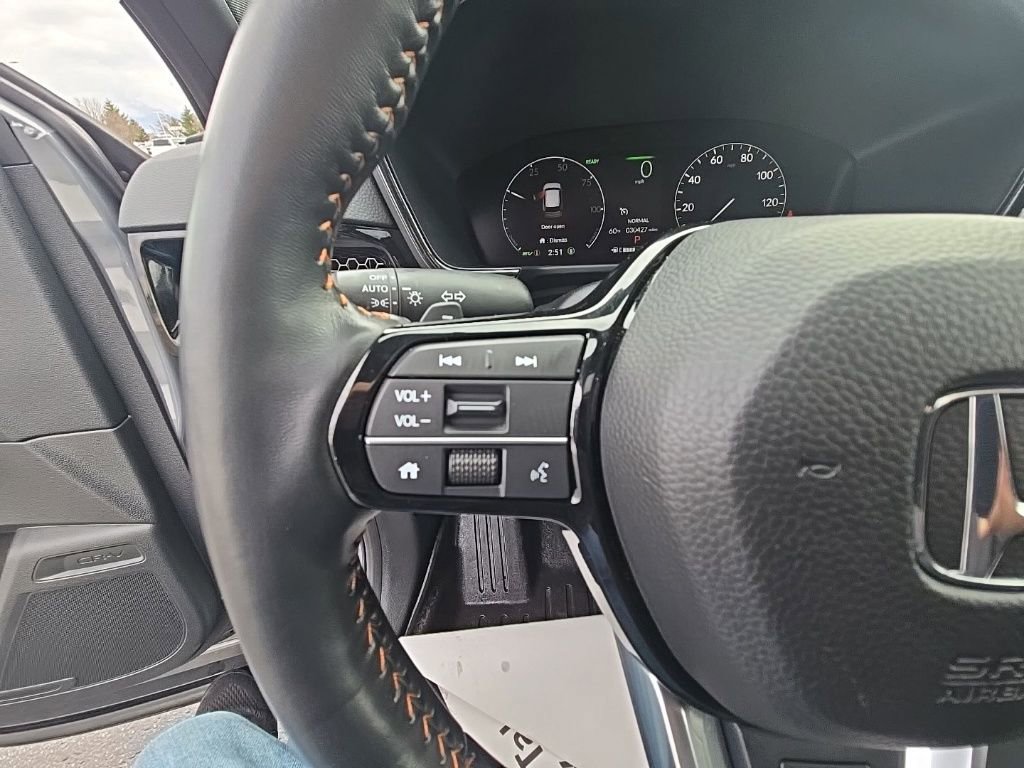 Used 2025 Honda CR-V Sport Touring image 19