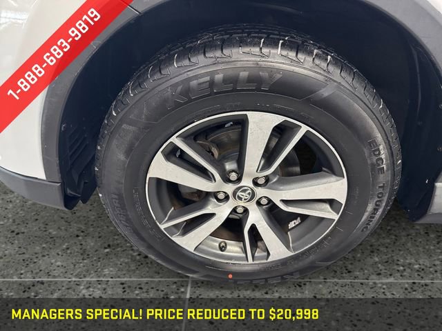 Used 2018 Toyota RAV4 XLE AWD/4WD image 25