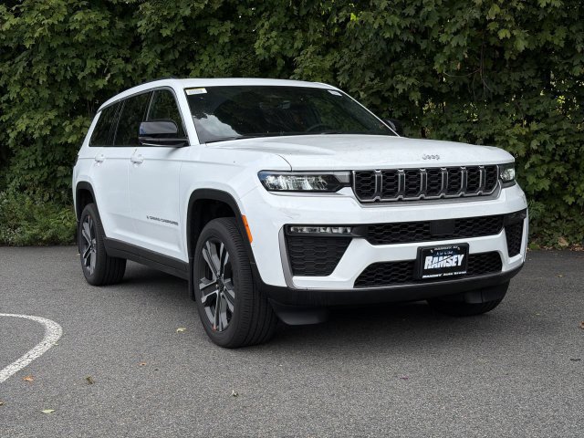 New 2027 Jeep Grand Cherokee L Limited AWD/4WD image 1