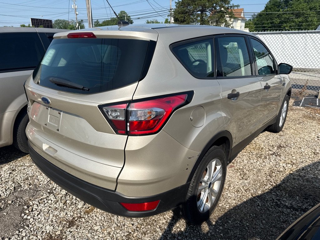 Used 2018 Ford Escape S image 5