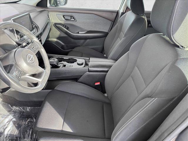 Used 2023 Nissan Rogue S image 14