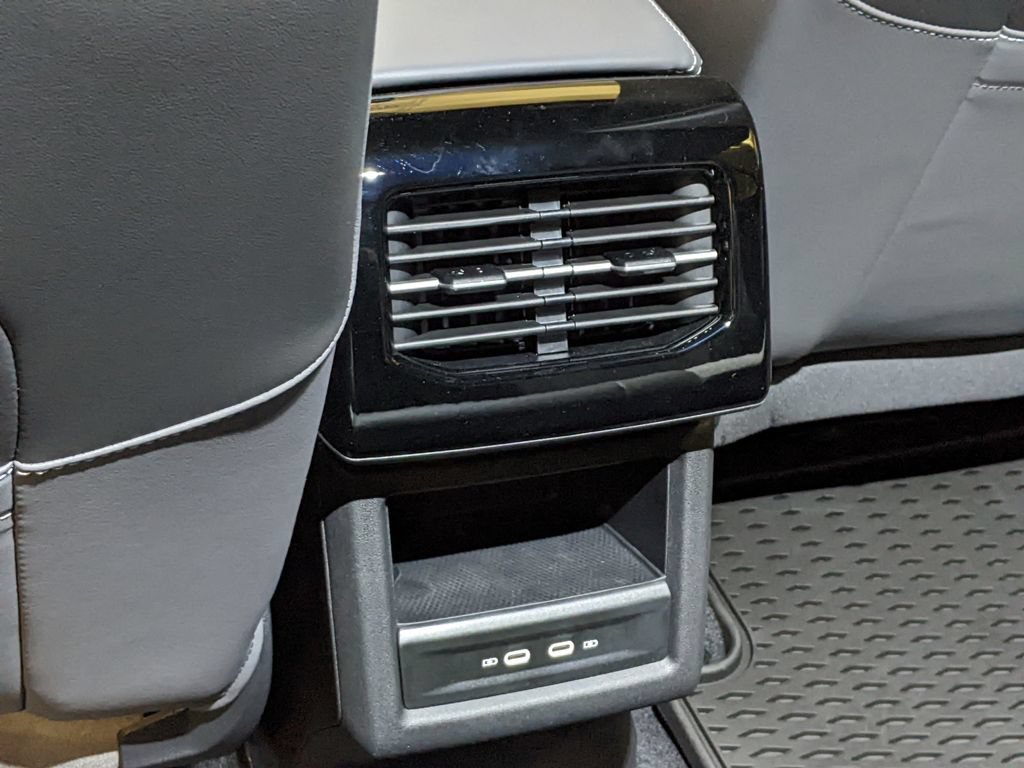 New 2026 Volkswagen ID.4 Pro RWD image 23