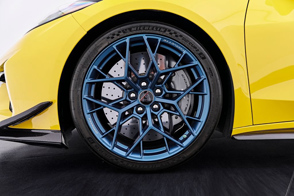Used 2026 Chevrolet Corvette ZR1 w/ ZR1 Carbon Fiber Aero Package RWD image 3