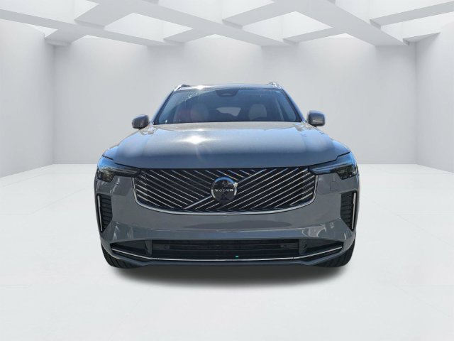 Certified 2026 Volvo XC90 B6 Ultra AWD/4WD image 11